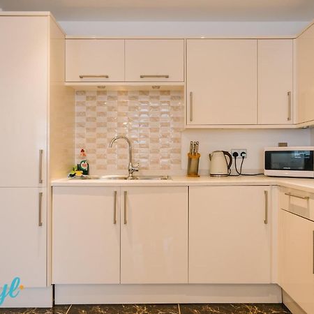 The Flat 2 By Sheryl - Stone Throw To Northampton Gen Hosp & Town Centre Apartment Екстериор снимка