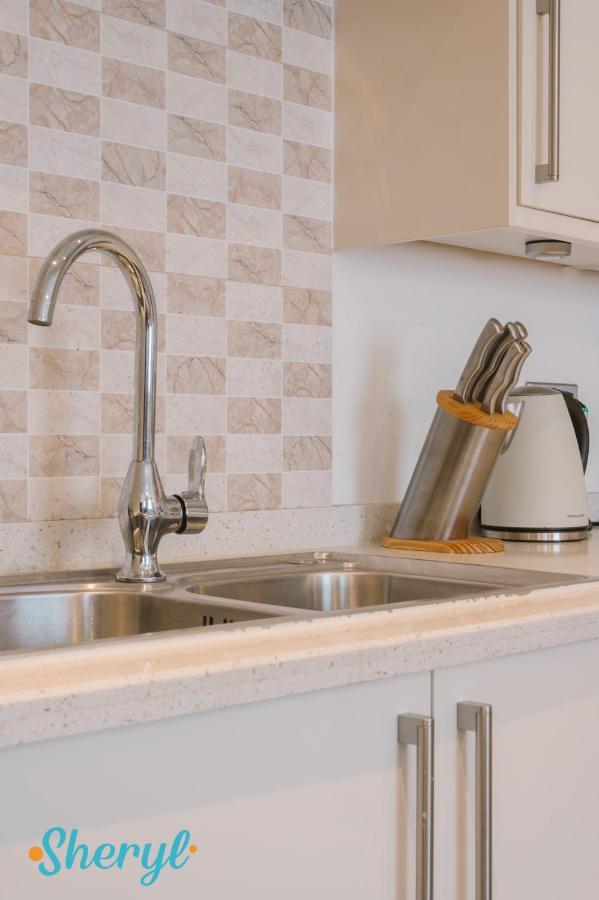 The Flat 2 By Sheryl - Stone Throw To Northampton Gen Hosp & Town Centre Apartment Екстериор снимка